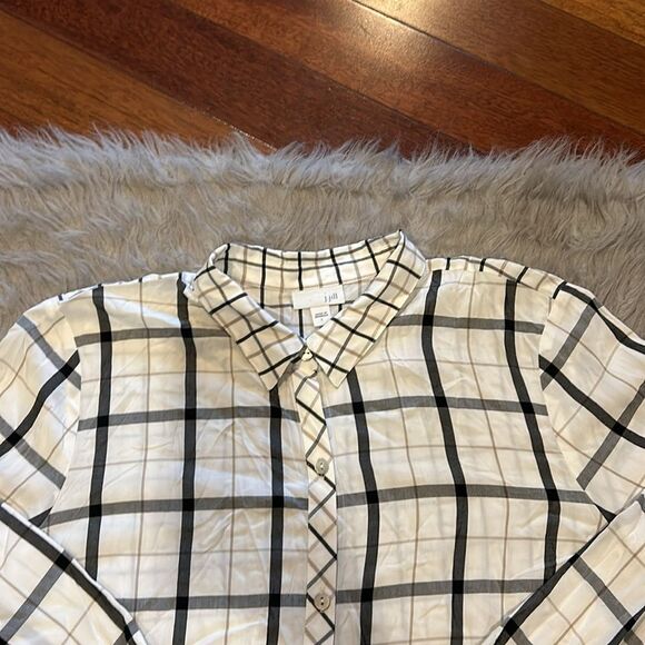 J Jill white tan and black plaid rayon long long sleeve button front shirt - Picture 2 of 6